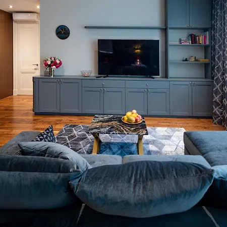 아파트 Active Center Luxury Two Bedroom With Parking 리가