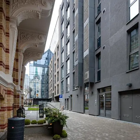 아파트 Active Center Luxury Two Bedroom With Parking