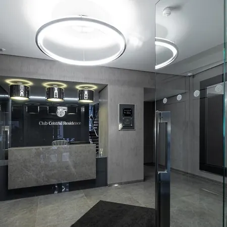 Active Center Luxury Two Bedroom With Parking * ריגה